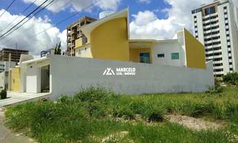 Imagem 5: Casa Alto padrão com 375 m² de área construída com 3 suítes + dependência comple