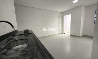 Imagem 5: Vendo casa com 2 quartos sendo 1 suíte, com vaga de garagem na Avenida principal