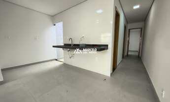 Imagem 4: Vendo casa com 2 quartos sendo 1 suíte, com vaga de garagem na Avenida principal