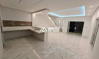 Imagem 3: Casa Solta de alto Padrão em rua asfaltada no Bairro Alto da Boa vista com 03 su