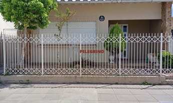 Imagem: Pelegrino Imóveis aluga casa grande com