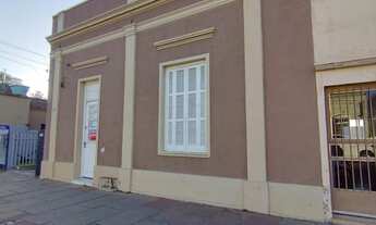 Imagem: Casa para Locação Próxima à Praça Nova