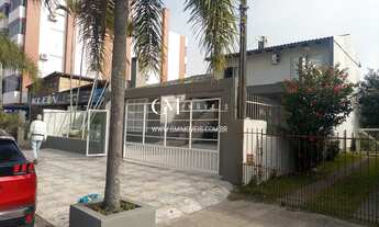 Imagem: Ampla Casa no Centro de Torres com 5 Dormitórios