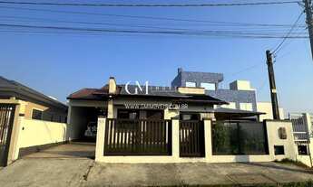 Imagem 4: Casa com 2 dorm e piscina, no centro do Passo de Torres/SC