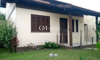 Imagem 2: Casa 3 dormitórios com pátio gramado Torres RS