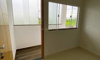 Imagem 3: Casa sobreposta de oportunidade no residencial cerejeiras