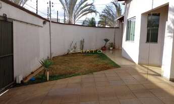 Imagem: Casa com 4 dormitórios à venda, 220 m²