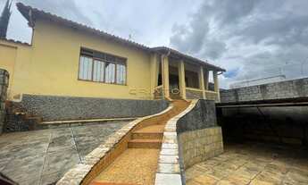 Imagem 2: Casa com 3 dormitórios à venda, 190 m² por R$ 650.000,00 - Vila Santana - Anápol