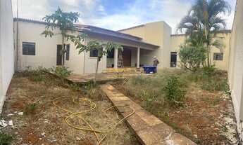 Imagem 2: Casa de 2 lotes no Anápolis City em rua sem saída lado N