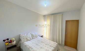 Imagem 4: Casa a venda no bairro Jardins do Lago com quintal