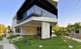 Imagem: Casa de Luxo com 4 Suítes e Piscina Aquecida