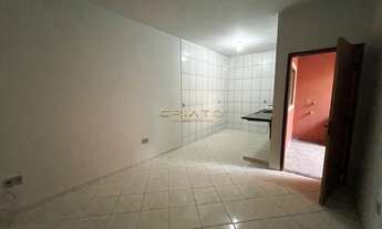 Imagem 2: Casa com 2 dormitórios para locação por R$ 1.000,00 - JK Nova Capital