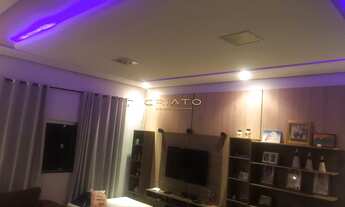 Imagem: Casa com planejados no Jardim das Samambaias