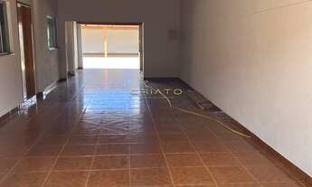 Imagem 2: Casa de 3/4 sendo 1 suíte, com 220 metros de área construída, bairro São Carlos