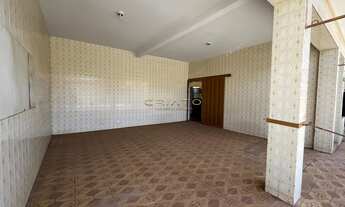 Imagem 2: Casa com 3 dormitórios para locação por R$ 2.200,00 - Centro