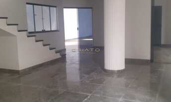 Imagem 4: Sobrado com dois pontos comerciais á venda no Setor Central - Anápolis-GO