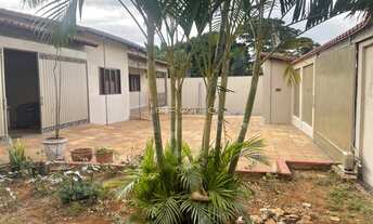 Imagem 3: Casa de 2 lotes no Anápolis City em rua sem saída lado N