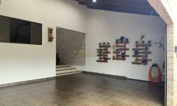 Imagem 4: Casa 3 dormitórios à venda Jibran El Hadj Anápolis/GO