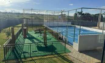 Imagem 7: Casa com planejado em condomínio fechado