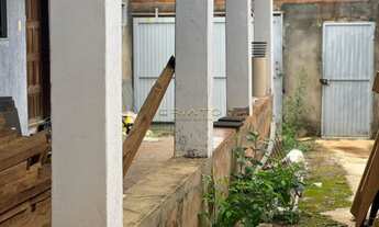 Imagem 2: ???? Oportunidade Imperdível – Terreno Amplo com 2 Casas ????