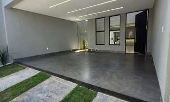 Imagem: Casa térrea com fachada imponente no Bairro