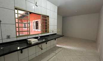 Imagem: Casa com 2 dormitórios para locação por