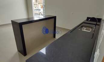 Imagem 6: Casa à Venda no Residencial Flor do Cerrado com acabamento premium