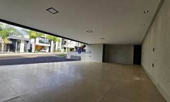 Imagem 5: Excelente Casa de Alto Padrão à Venda no Condomínio Grand Trianon