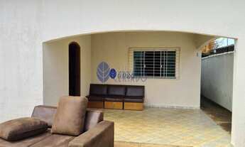 Imagem: Excelente Casa com Três Quartos no Jardim