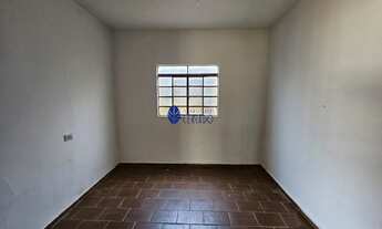 Imagem 5: Casa Simples Próxima ao Centro – Excelente Localização a 5 Minutos da Praça Bom