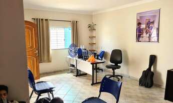 Imagem 2: Excelente Casa com Três Quartos no Jardim das Américas 3 etapa