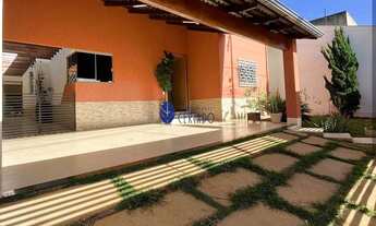 Imagem: Casa à Venda com Piscina no Parque Brasília