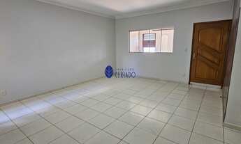 Imagem 5: Casa com 3 Quartos à Venda no Centro - Anápolis