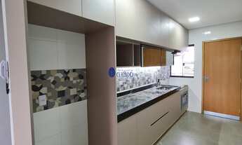 Imagem 6: Casa Sobreposta a Venda no Residencial Araguaia com 3 Quartos