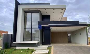 Imagem: Casa à Venda com Piscina no Condomínio