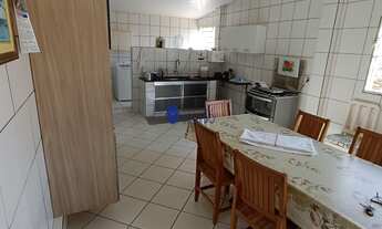 Imagem 7: Casa com Edícula nos Fundos à Venda no Village Jardim - Anápolis