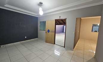 Imagem 6: Casa com 3 Quartos no Parque Brasília 2ª Etapa, Completa e Pronta para Morar