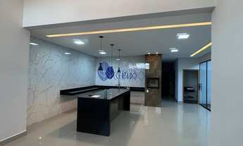 Imagem 3: Casa com acabamento de Alto Padrão no Bairro Chácaras Colorado