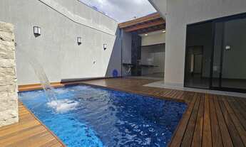 Imagem: Excelente Casa com Piscina no Residencial