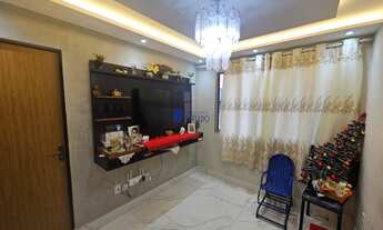 Imagem 4: Apartamento à venda com 2 quartos, reformado e com porcelanato no Residencial Cr