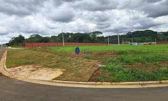 Imagem: Lote de Esquina à Venda no Condomínio