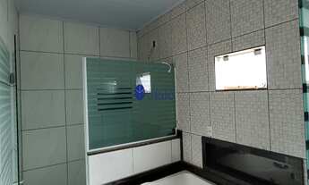 Imagem 6: Casa com Closet e Banheira à Venda no Bairro Calixtopólis