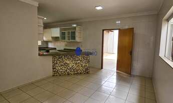 Imagem 6: Casa com 3 Quartos à Venda no Centro - Anápolis