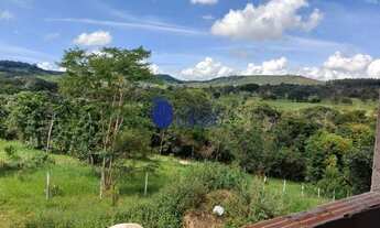 Imagem: Chácara em Anápolis 6300m² com Córrego