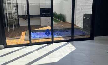 Imagem: Casa com 3 Suítes à Venda no Parque Brasília