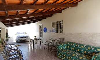 Imagem: Casa com Edícula nos Fundos à Venda no