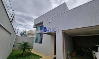 Imagem: Casa à venda com Área Gourmet no bairro