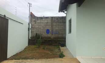 Imagem 2: Casa à Venda com Pomar Privativo