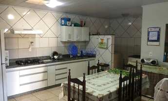 Imagem: Sobrado no Jundiaí em Anápolis com Entradas