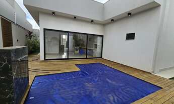 Imagem 2: Casa com 4 Suítes e Piscina à Venda no Anápolis City